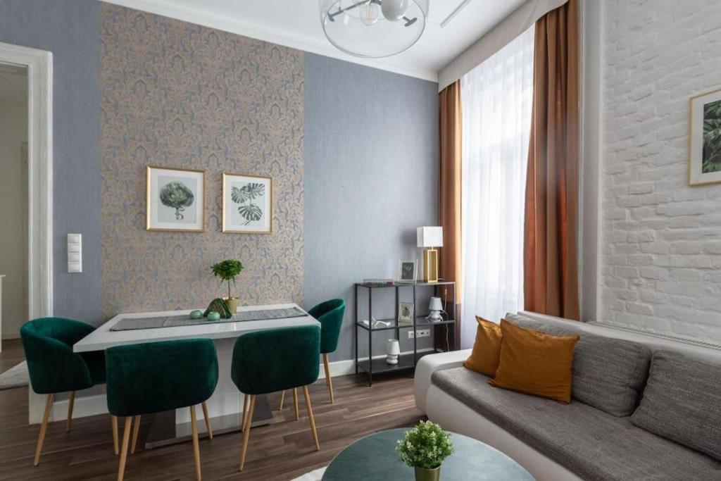 Chic, Captivating Space Near Opera House Budapest Bagian luar foto