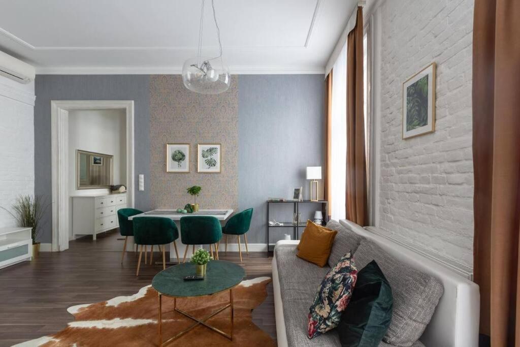 Chic, Captivating Space Near Opera House Budapest Bagian luar foto