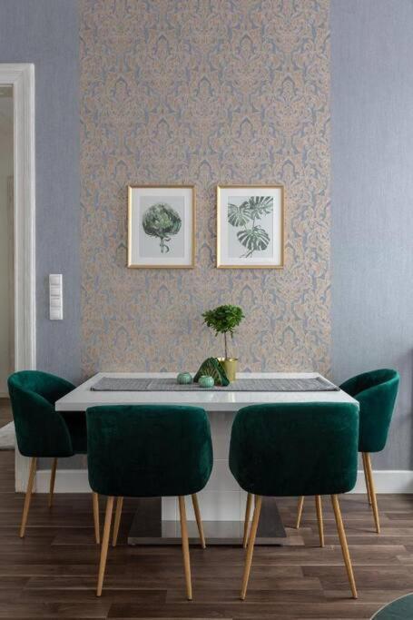 Chic, Captivating Space Near Opera House Budapest Bagian luar foto