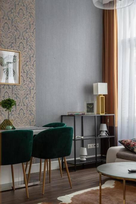 Chic, Captivating Space Near Opera House Budapest Bagian luar foto